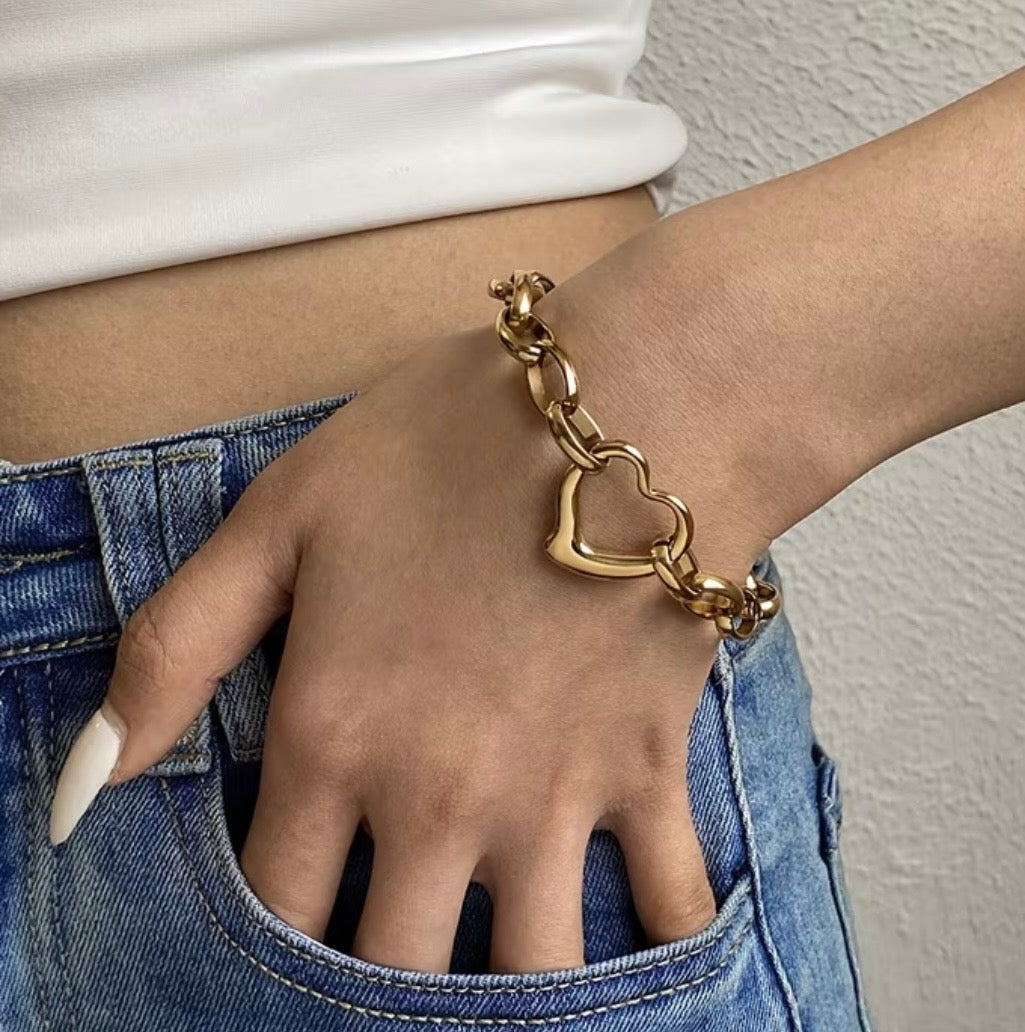 18k Gold Plated Heart Chain Bracelet